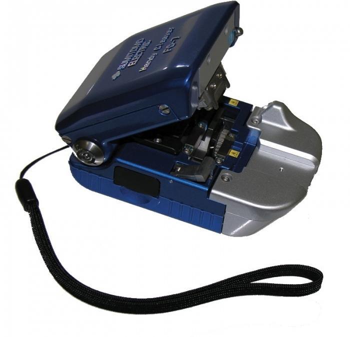 FC-7R 1-Step Hand-held Automatic Blade Rotation Fiber Cleaver